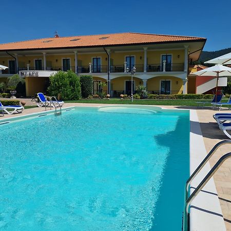 Hotel Lido - Beach And Palace Bolsena Buitenkant foto