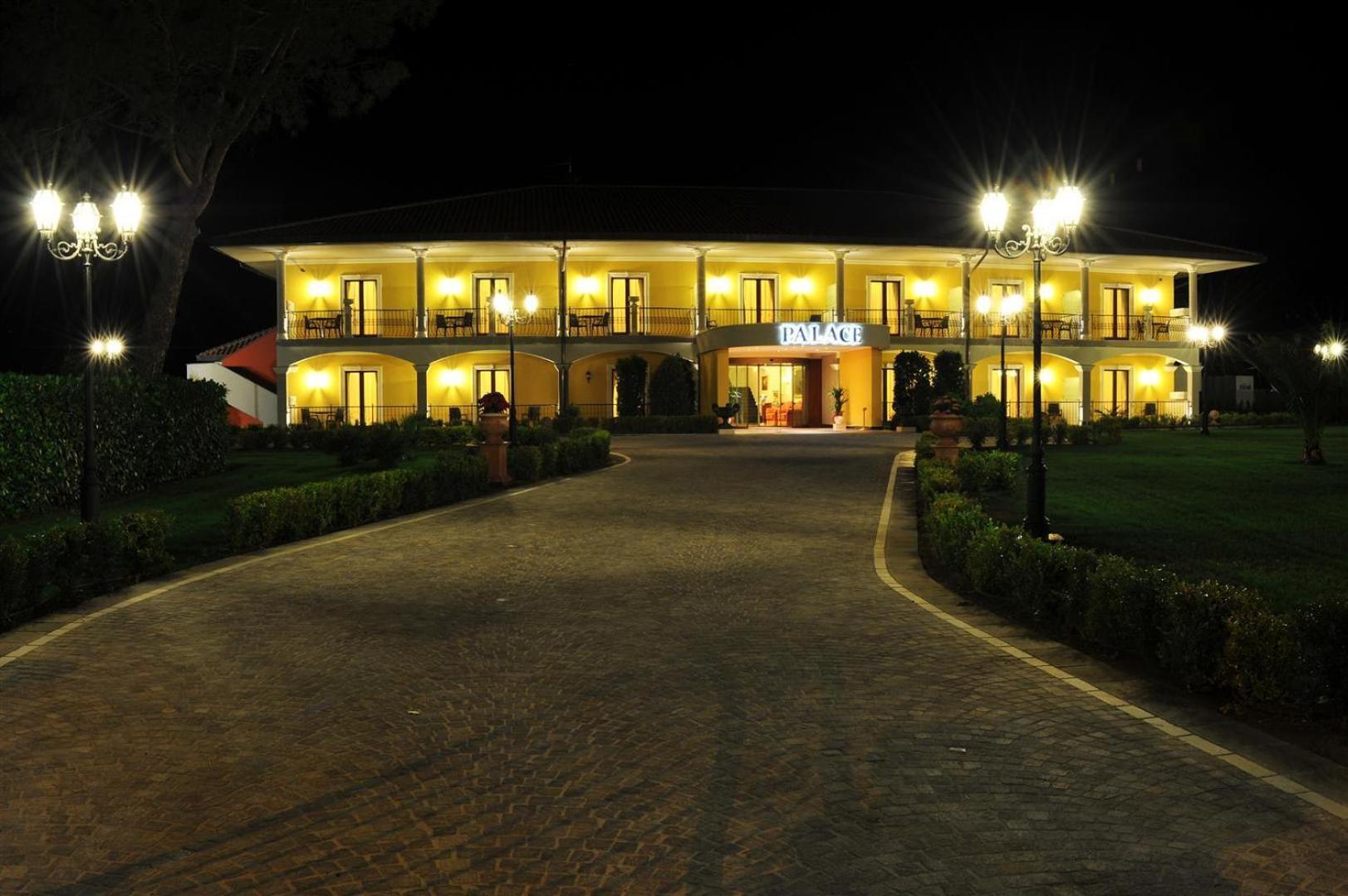 Hotel Lido - Beach And Palace Bolsena Buitenkant foto