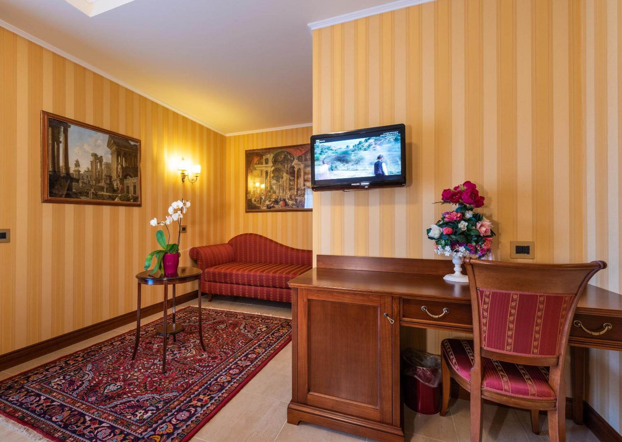 Hotel Lido - Beach And Palace Bolsena Buitenkant foto