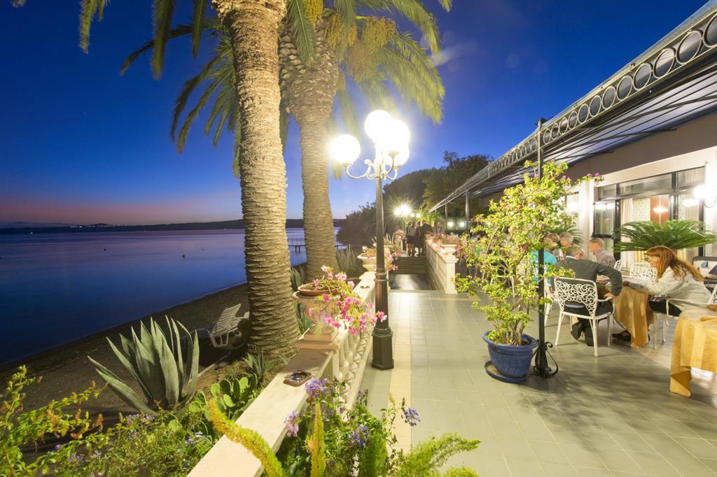 Hotel Lido - Beach And Palace Bolsena Buitenkant foto