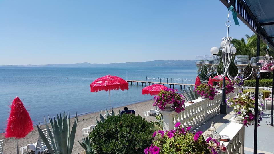 Hotel Lido - Beach And Palace Bolsena Buitenkant foto
